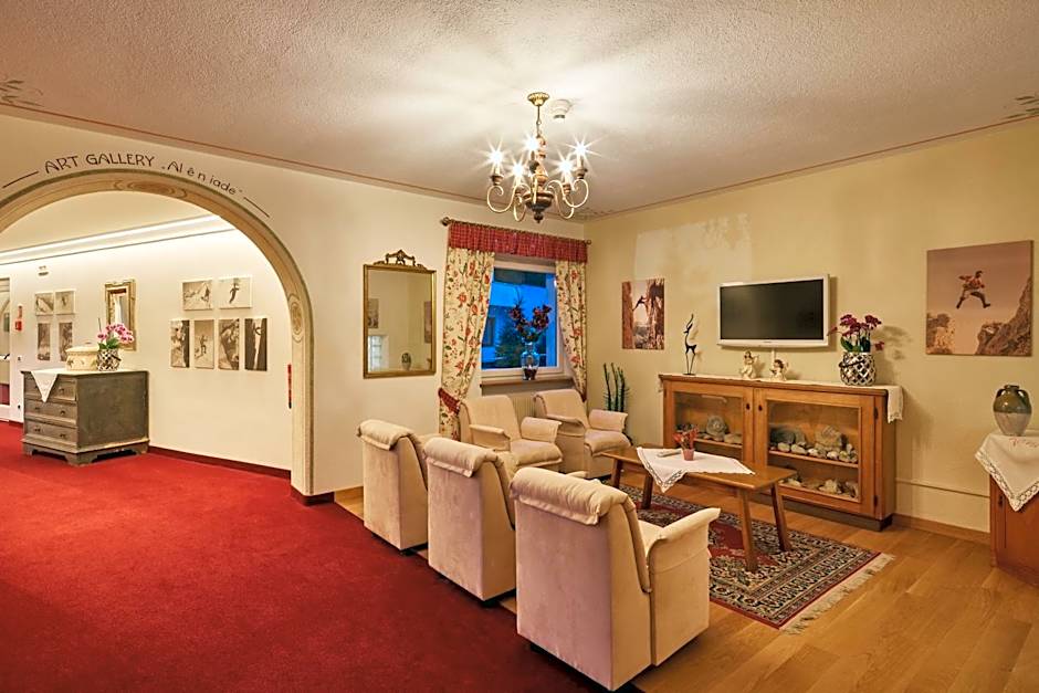 Dolomites Wellness Hotel Savoy