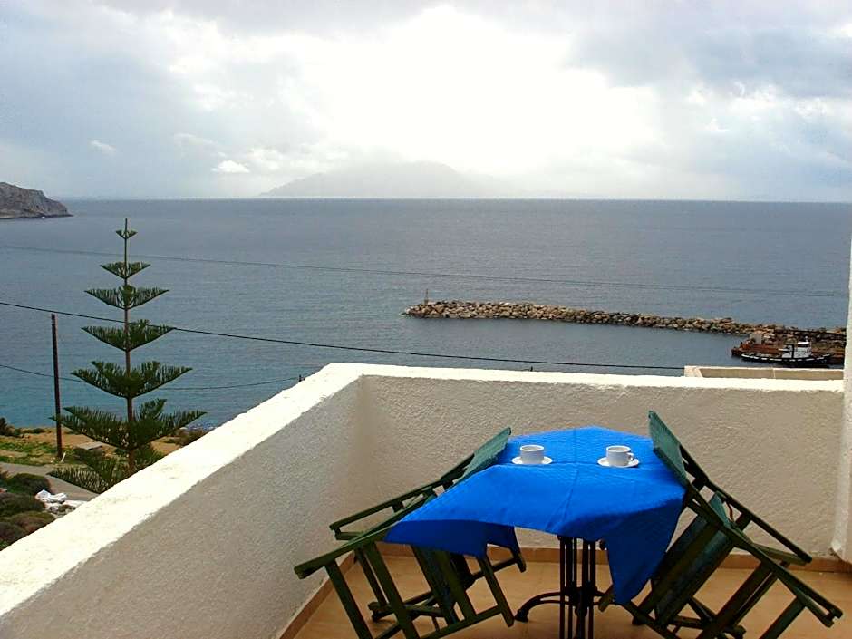Hotel Finiki View