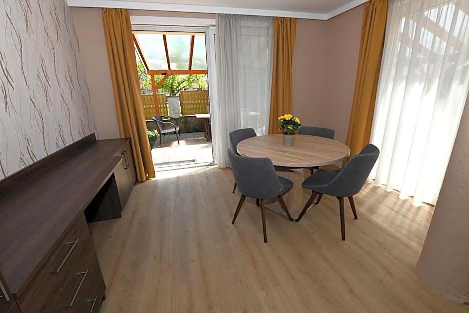 Jade Hotel-Ezüsthíd Hotel