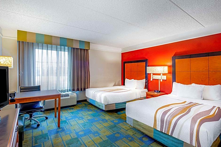 Photo 1 of 3 of 2 Double Beds, Hearing/Mobility Accessible