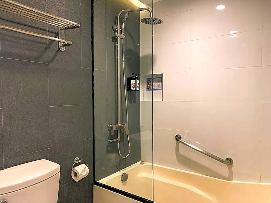 Tuscany Basic Urban Stay
