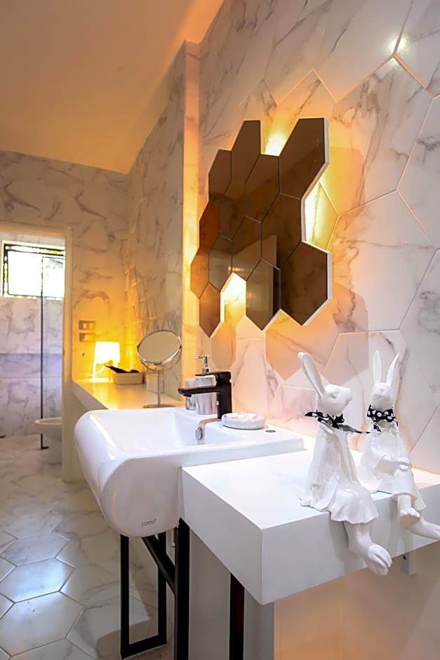 Siam Nitra Boutique Hotel