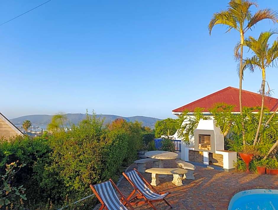 Guinea Fowl Lodge - Lagoon & Heads View B&B, Central Knysna