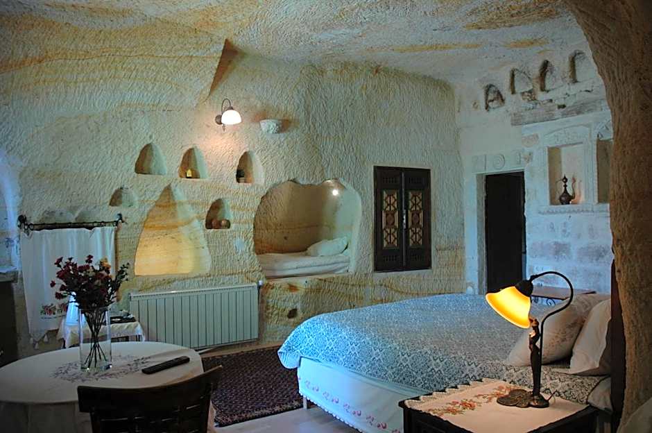 Elkep Evi Cave Hotel