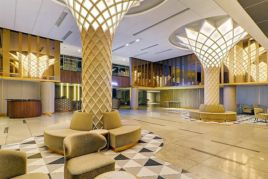 Sunday Hotel Arshika Sunset Road