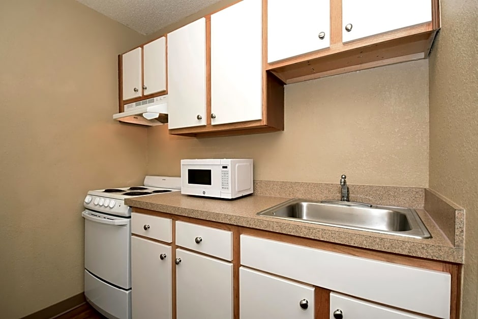 Extended Stay America Suites - Omaha - West