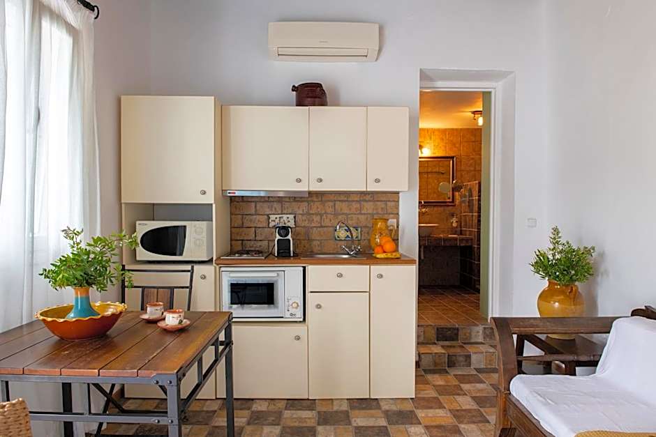 Archipelago Sifnos - Seaside Accommodation