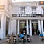 Hotel Bright