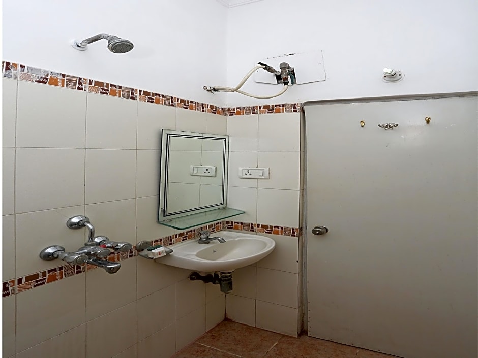 OYO Hotel Balaji Residency