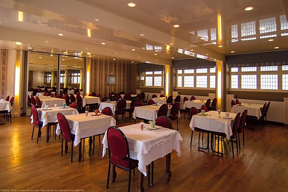 Logis Hotel Du Chateau