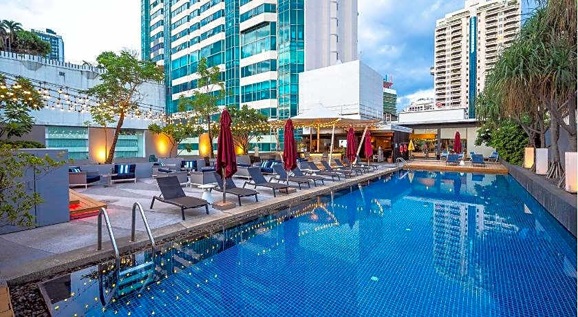 Park Plaza Bangkok Soi 18