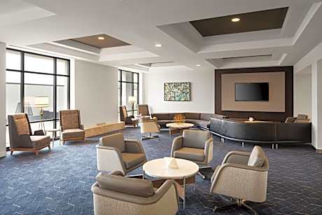 Courtyard by Marriott Louisville Airport