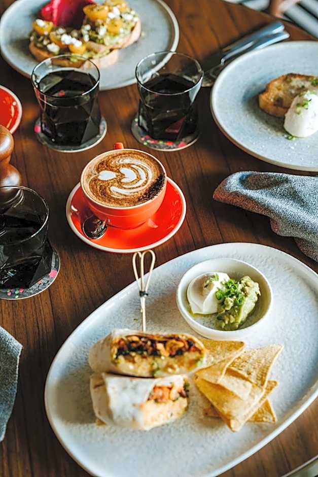 The Motley Hotel Richmond, Tapestry Collection by Hilton