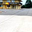 Country Host Inn