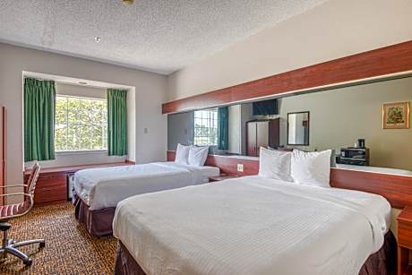Queen Room with Two Queen Beds