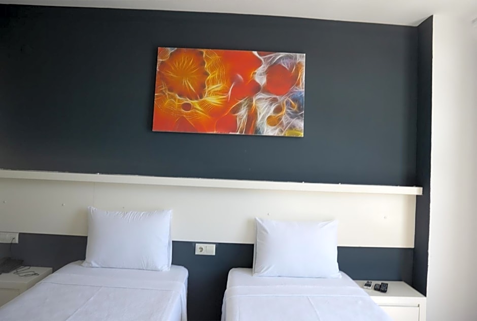 Z OTEL