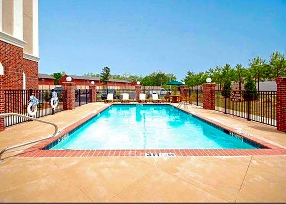 Comfort Suites Airport Flowood