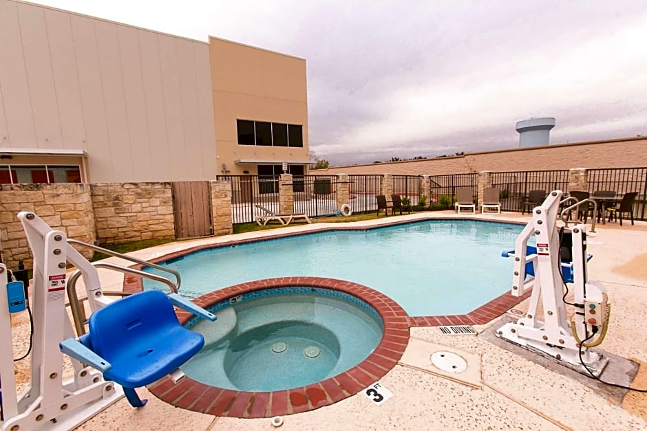 Comfort Suites Austin NW Lakeline