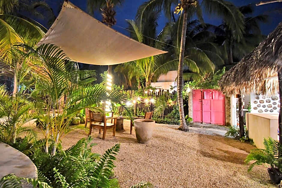 Maria Bonita Hotel & Restaurant El Cuyo by Spot Rentals