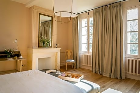 Deluxe Double Room with Bath