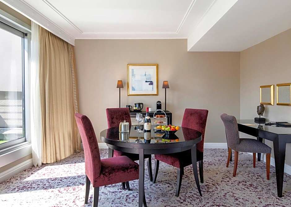 Warwick Paris (Former Warwick Champs-Elysees)