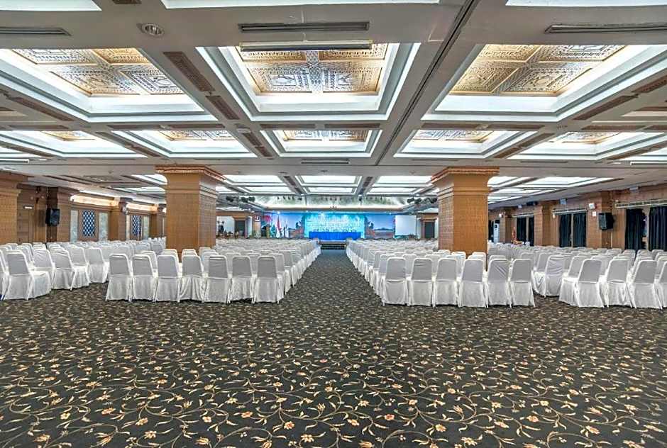 Inna Grand Bali Beach Hotel