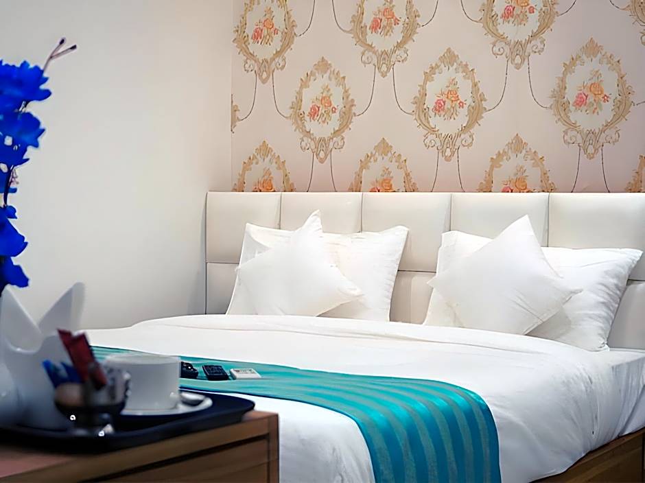 Shreeji Palace by Asapin Hotels