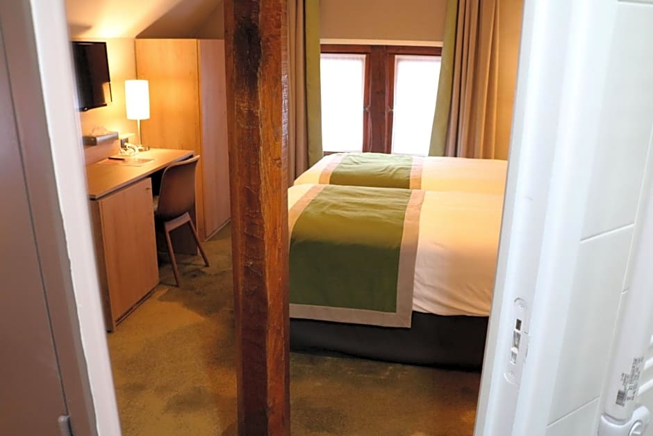 Mouton Blanc Hotel