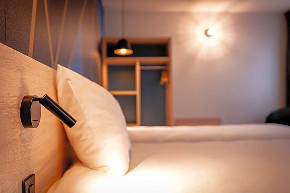 ibis Styles Valenciennes Petite Foret