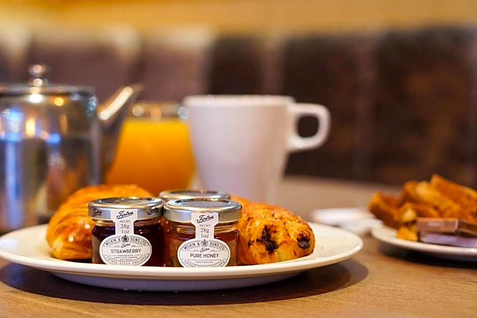 Gomersal Park Hotel & Bazaar Spa