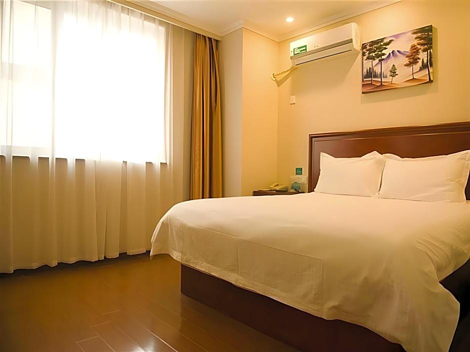 GreenTree Inn ZiBo LiuQuan Road Wal-Mart Square Express Hotel