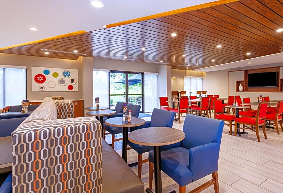 Holiday Inn Express Tampa-Brandon By IHG