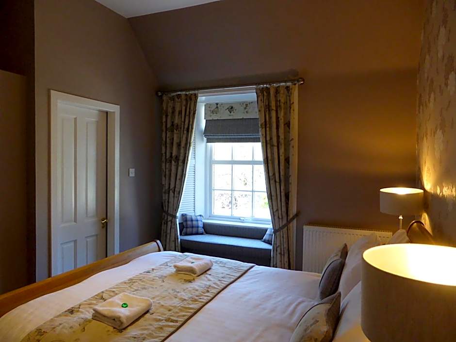 Glen Clova Hotel & Luxury Lodges