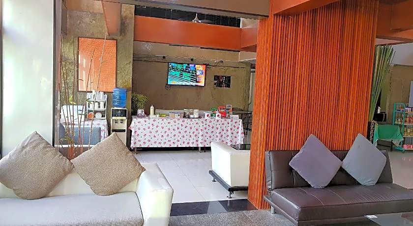 IZEN Budget Hotel & Residences