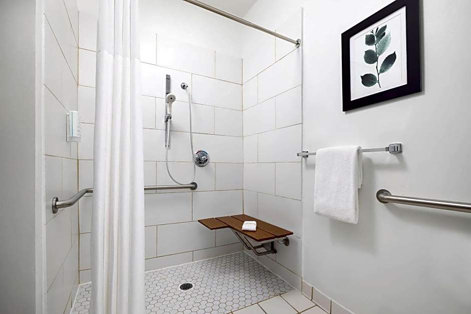 Country Inn & Suites by Radisson, Springfield, OH