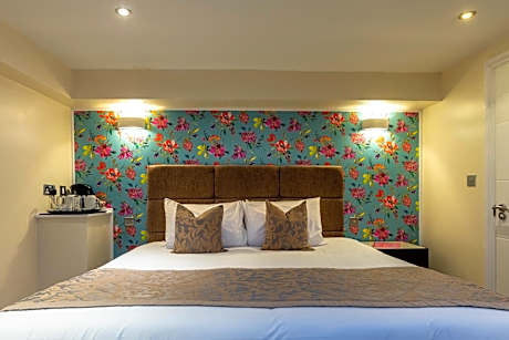 Quadruple Room with Shower