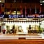 Queens Land Hotel