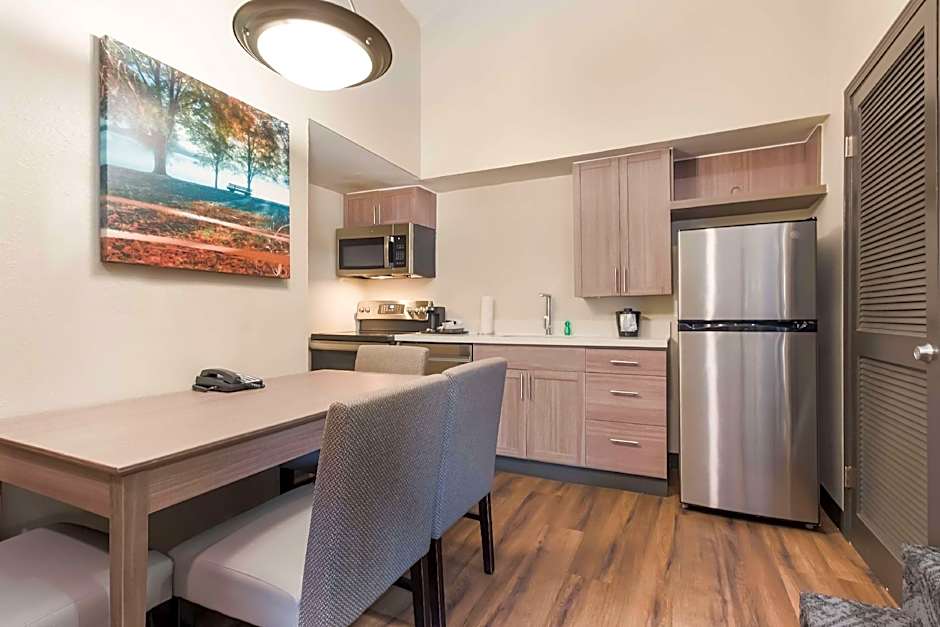 Best Western Fishkill Inn & Suites
