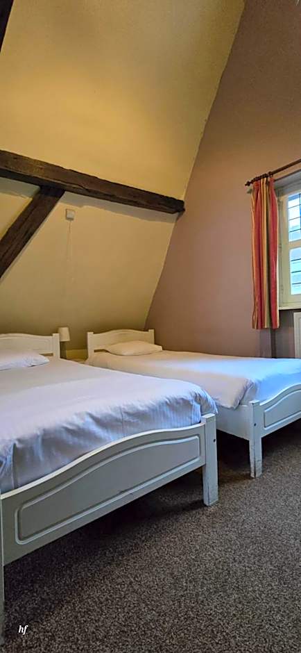 Erasmus Hotel