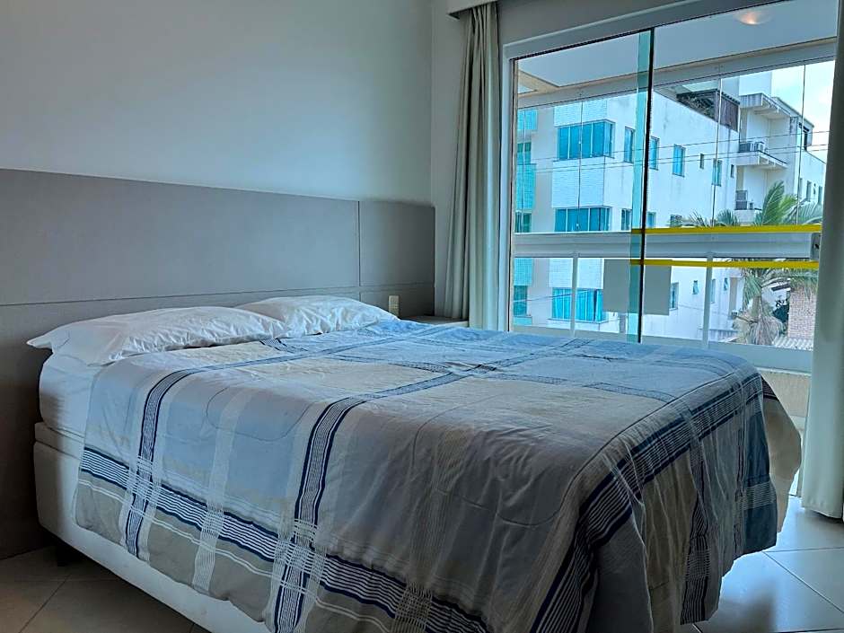 B956 - Apartamento 2 quartos p/6 pessoas em Bombas