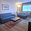 Holiday Inn Express Hotels & Suites Burlington By IHG