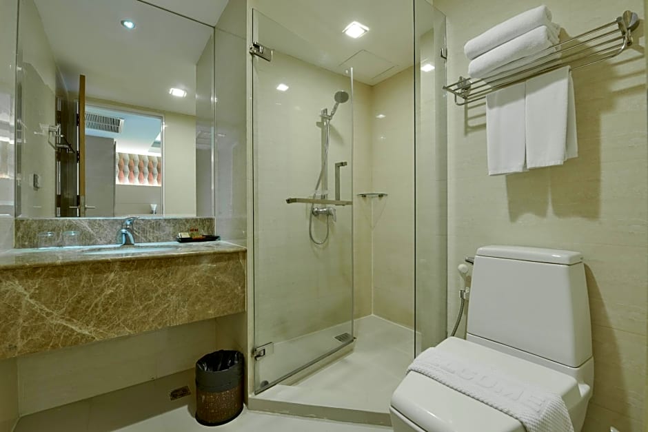 Prestige Suites Nana