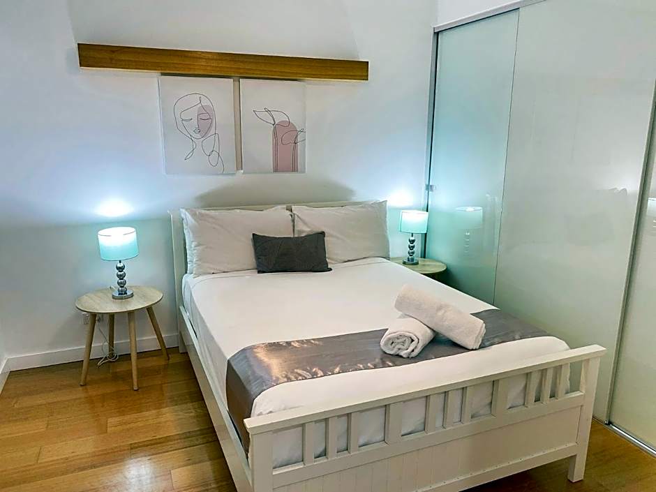 Maggies Beachfront Apartment 9