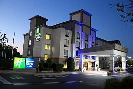 Holiday Inn Express Hotel & Suites Charlotte-Concord-I-85 By IHG