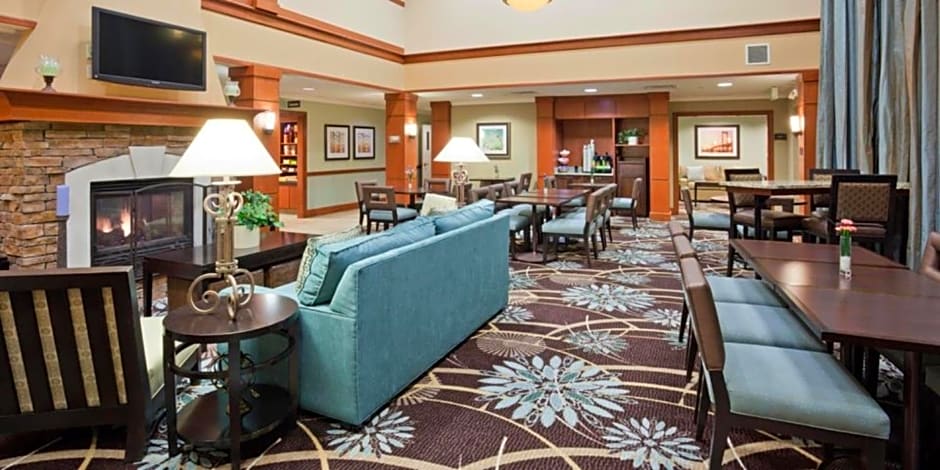 Staybridge Suites Minneapolis-Maple Grove