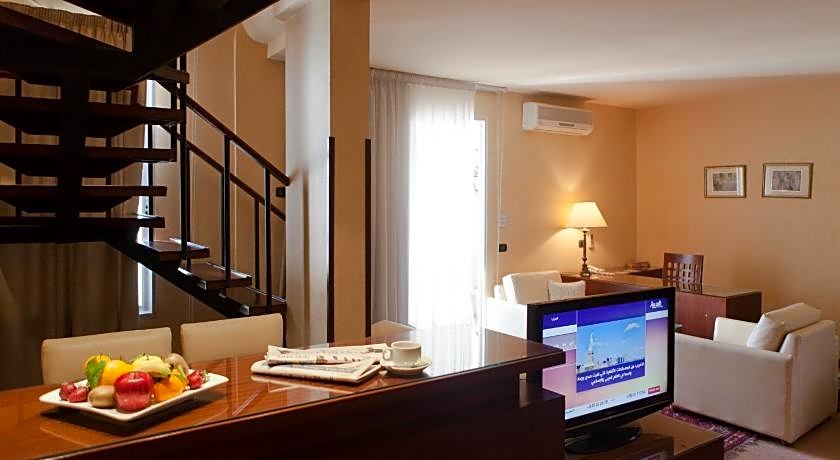 The Mayflower Hotel