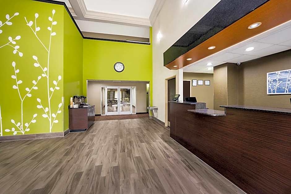 Sleep Inn & Suites Valdosta Mall Area