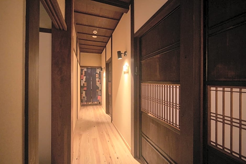 "Sasayama Jyokamachi Guest House KURIYA Semi Double Bunk Bed Cabin for 2-4 Pax - Vacation STAY 91845 "