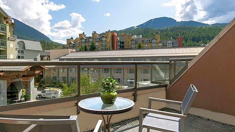 Adara Hotel