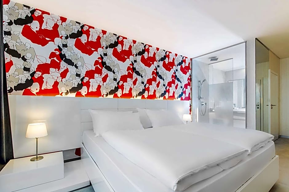 NH Bratislava Gate One